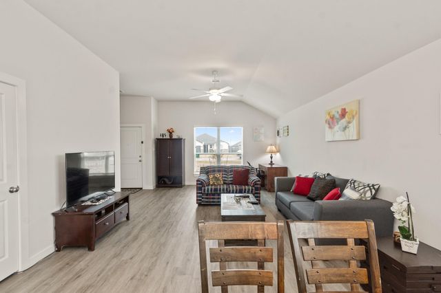 76 Road 51030, Cleveland, TX 77327