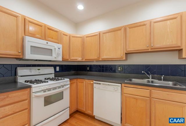 1103 DRUID AVE, Charlottesville, VA 22902