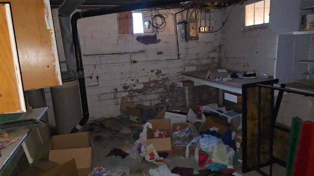 701 E 5th Street N, Newton, IA 50208