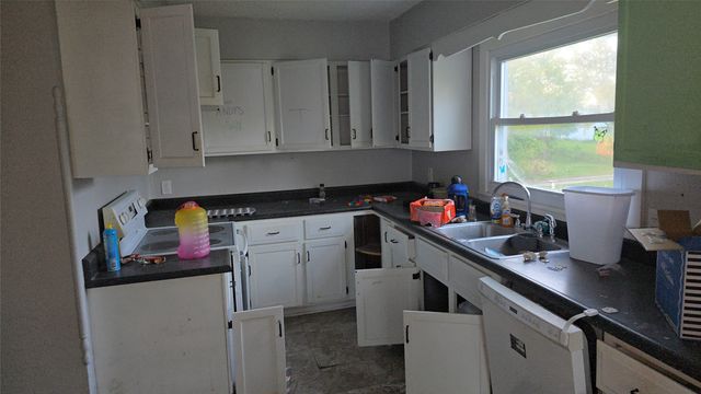 701 E 5th Street N, Newton, IA 50208