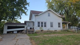 701 E 5th Street N, Newton, IA 50208