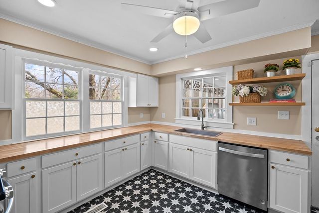 307 Oliver Street, Buena Vista, GA 31803