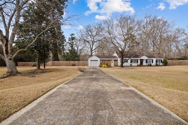 307 Oliver Street, Buena Vista, GA 31803