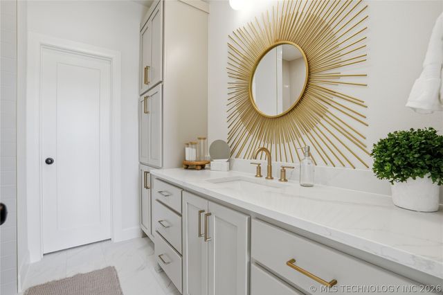 2079 S 136th Street, Bixby, OK 74008