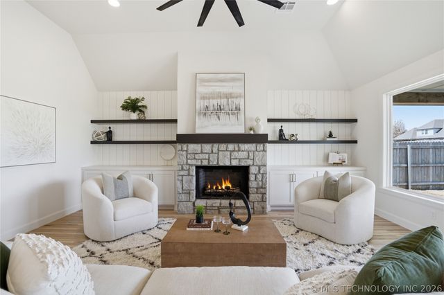 2079 S 136th Street, Bixby, OK 74008