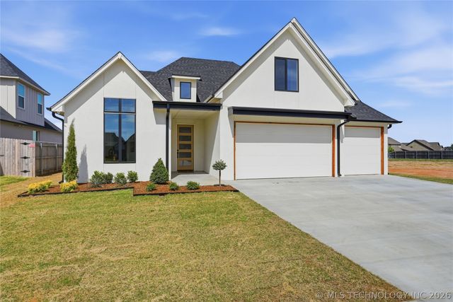 2079 S 136th Street, Bixby, OK 74008