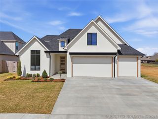 2079 S 136th Street, Bixby, OK 74008