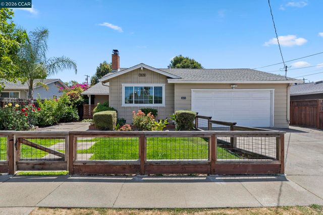 2674 E Olivera Rd, Concord, CA 94519