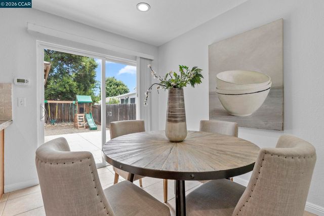 2674 E Olivera Rd, Concord, CA 94519