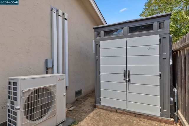 2674 E Olivera Rd, Concord, CA 94519