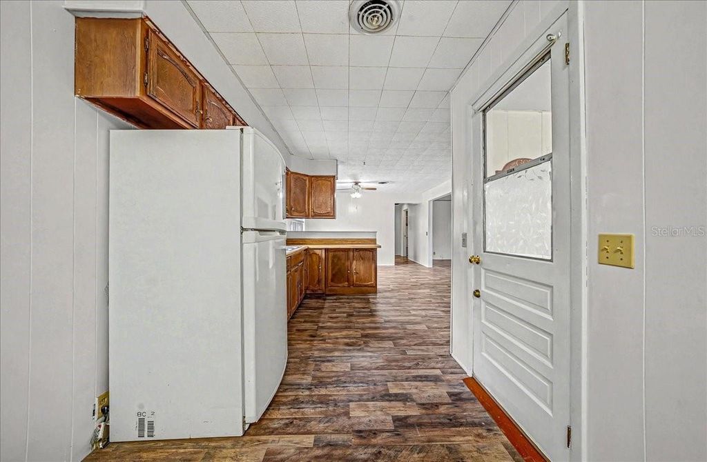 Image 17 of property listing at 12550 SW 43RD STREET ROAD, Ocala, FL 34481