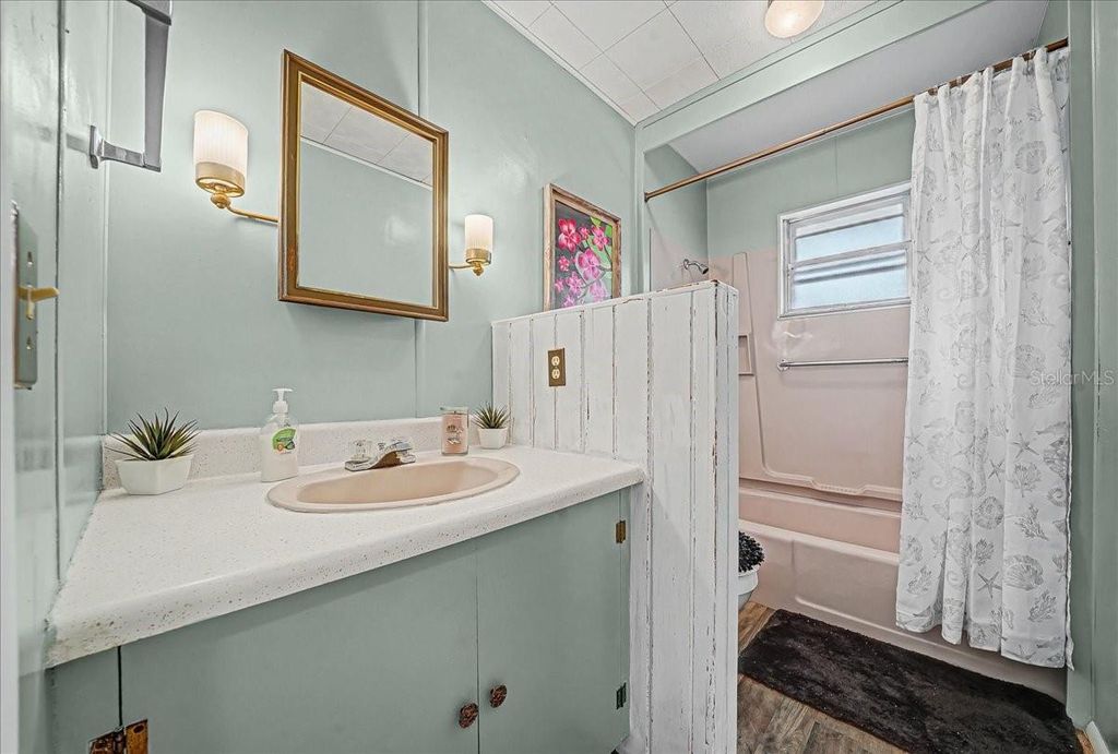 Image 25 of property listing at 12550 SW 43RD STREET ROAD, Ocala, FL 34481