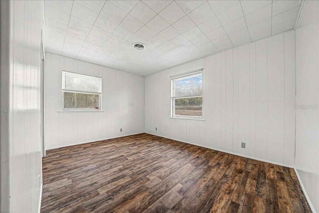 Image 29 of property listing at 12550 SW 43RD STREET ROAD, Ocala, FL 34481