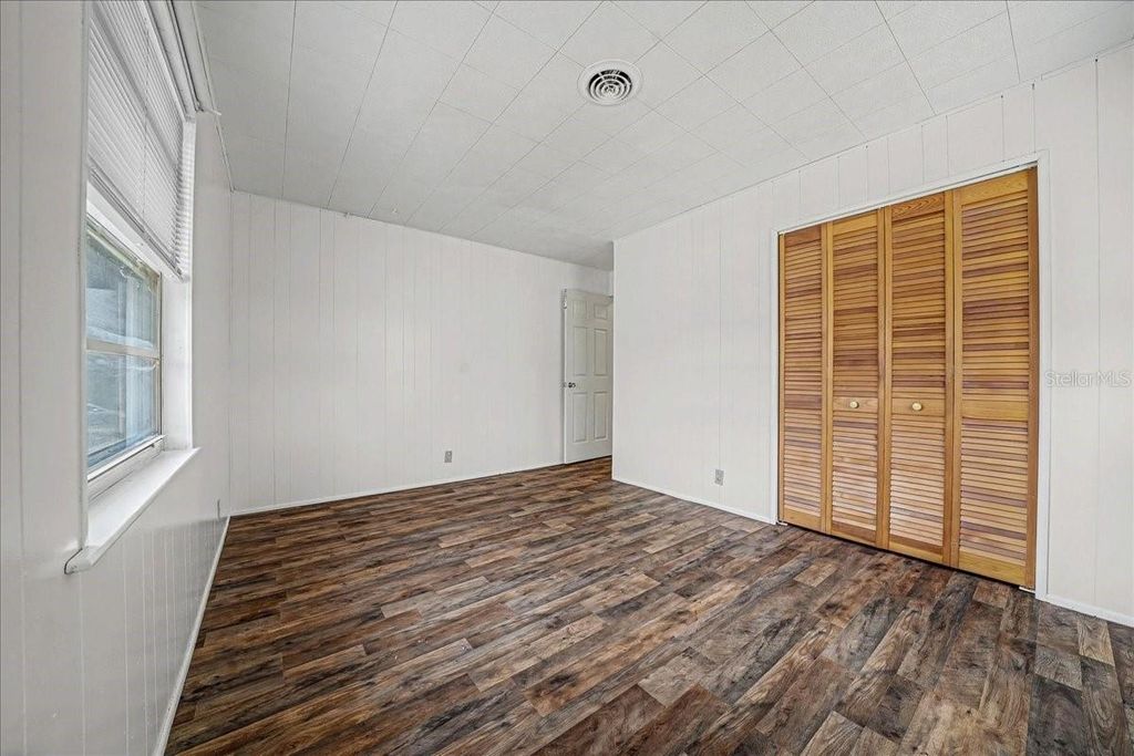 Image 30 of property listing at 12550 SW 43RD STREET ROAD, Ocala, FL 34481