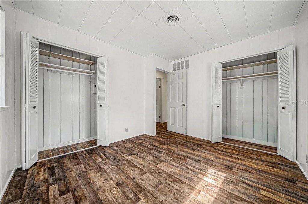 Image 32 of property listing at 12550 SW 43RD STREET ROAD, Ocala, FL 34481