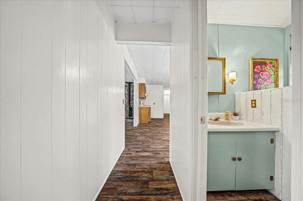 Image 35 of property listing at 12550 SW 43RD STREET ROAD, Ocala, FL 34481