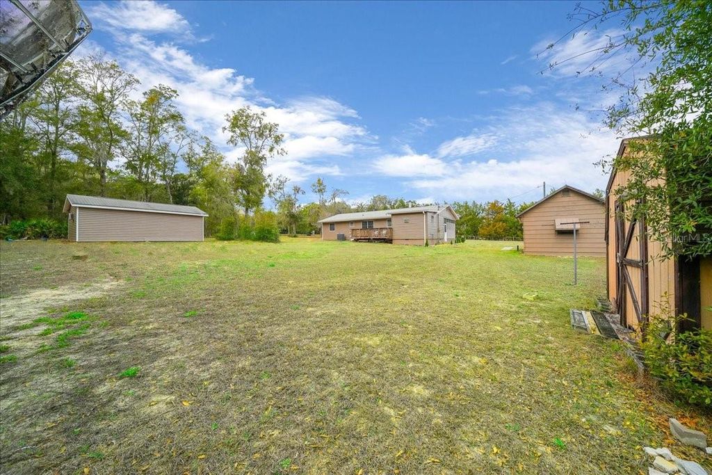 Image 41 of property listing at 12550 SW 43RD STREET ROAD, Ocala, FL 34481