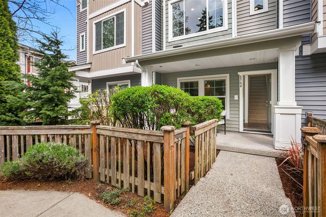 6564 High Point Drive SW, Seattle, WA 98126