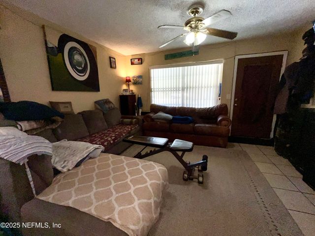 205 HARBOR Drive, Palatka, FL 32177