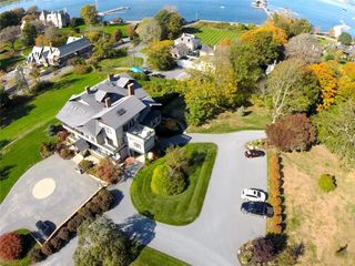 35 CHASTELLUX Avenue H, Newport, RI 02840