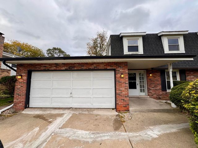 4325 Oakwood Lane, Matteson, IL 60443