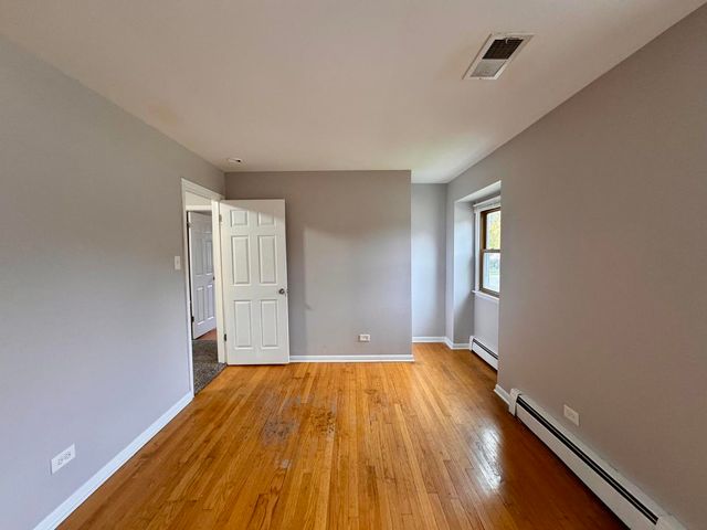 4325 Oakwood Lane, Matteson, IL 60443