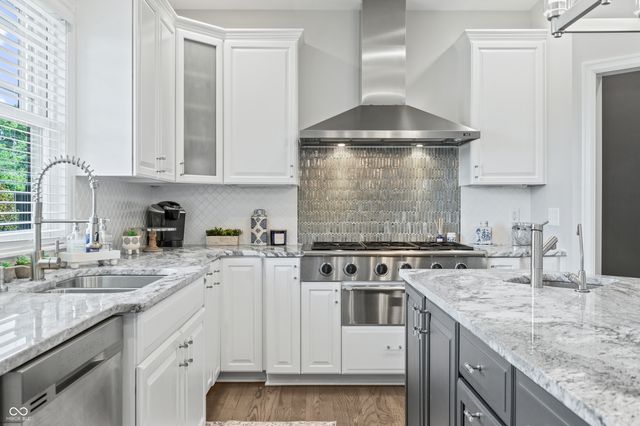 4023 Cedar Hills North Drive, Greenwood, IN 46143