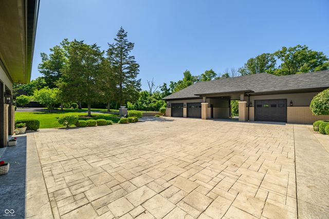4023 Cedar Hills North Drive, Greenwood, IN 46143