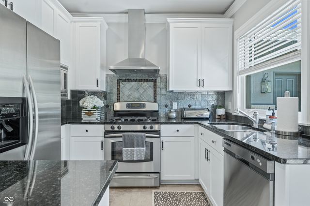 4023 Cedar Hills North Drive, Greenwood, IN 46143