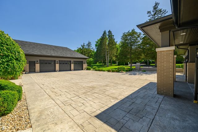 4023 Cedar Hills North Drive, Greenwood, IN 46143