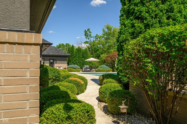 4023 Cedar Hills North Drive, Greenwood, IN 46143