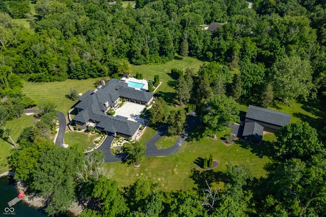 4023 Cedar Hills North Drive, Greenwood, IN 46143