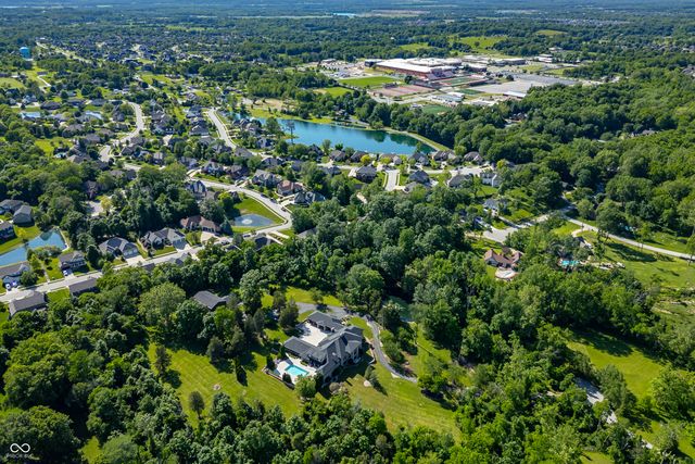 4023 Cedar Hills North Drive, Greenwood, IN 46143