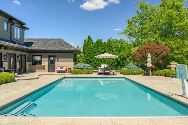 4023 Cedar Hills North Drive, Greenwood, IN 46143