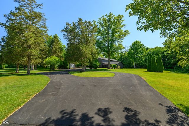 4023 Cedar Hills North Drive, Greenwood, IN 46143
