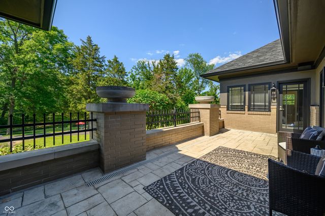 4023 Cedar Hills North Drive, Greenwood, IN 46143