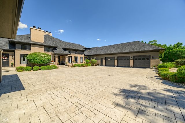 4023 Cedar Hills North Drive, Greenwood, IN 46143