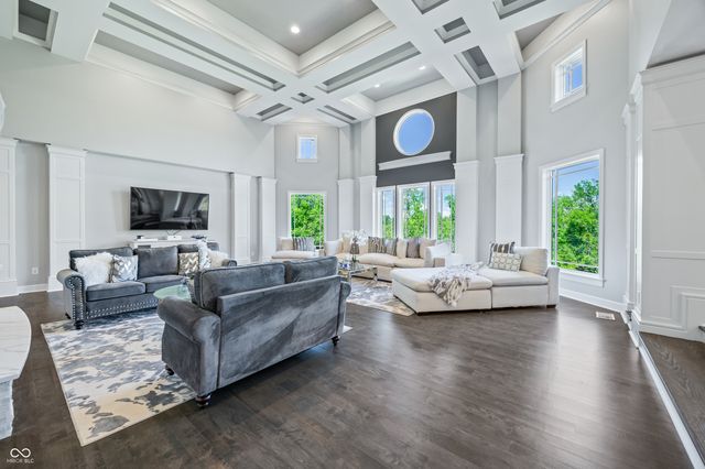 4023 Cedar Hills North Drive, Greenwood, IN 46143