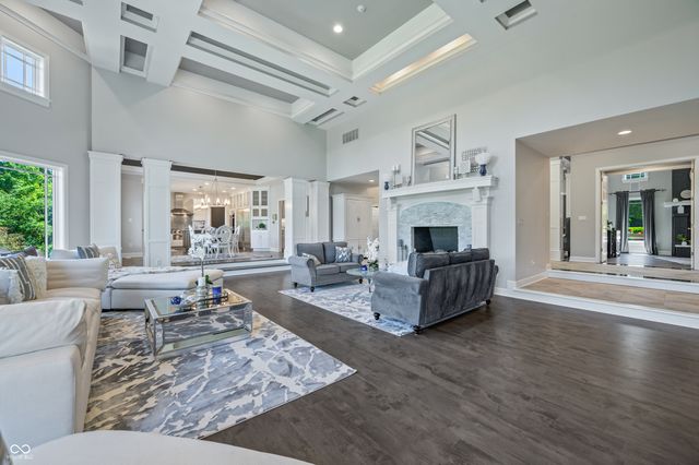 4023 Cedar Hills North Drive, Greenwood, IN 46143