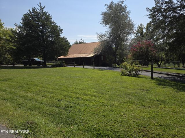 2875 E Walnut Grove Rd, Sevierville, TN 37876