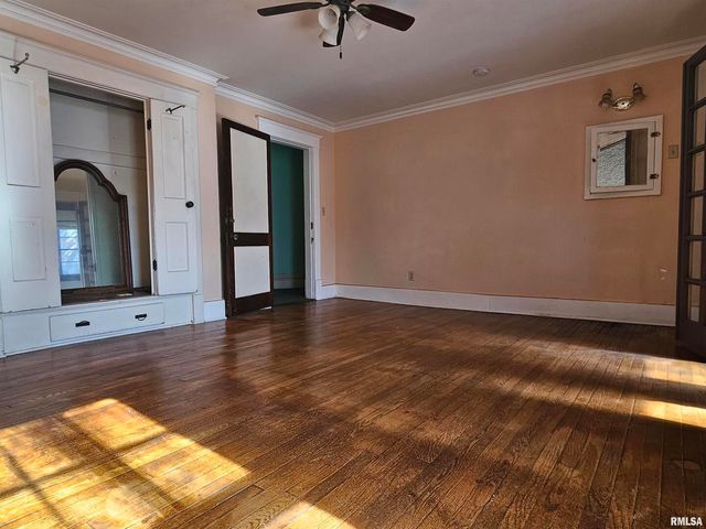 728 21ST Street, Rock Island, IL 61201