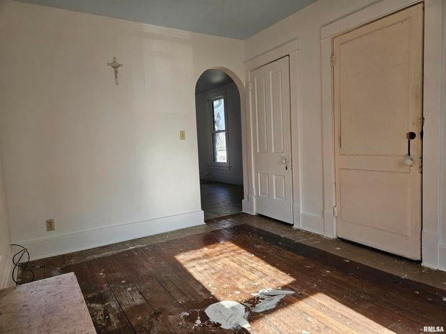 728 21ST Street, Rock Island, IL 61201