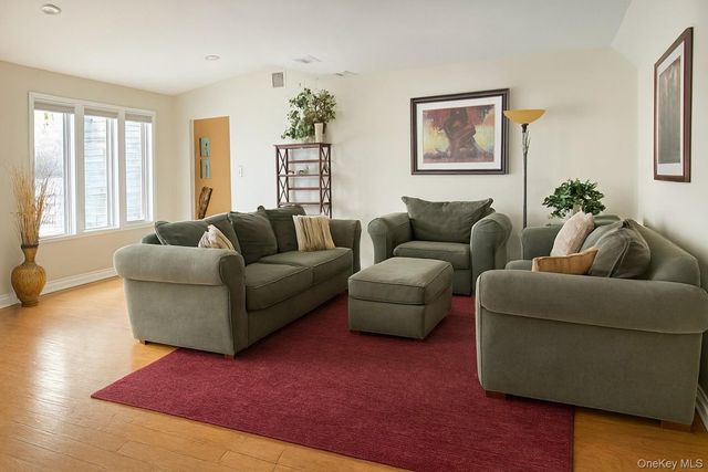 69 Ann Drive S, Freeport, NY 11520