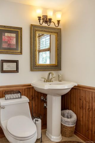 69 Ann Drive S, Freeport, NY 11520