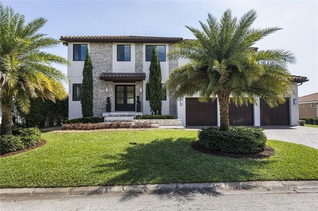 2060 ILLINOIS AVENUE NE, St Petersburg, FL 33703