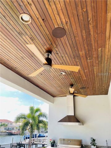 2060 ILLINOIS AVENUE NE, St Petersburg, FL 33703