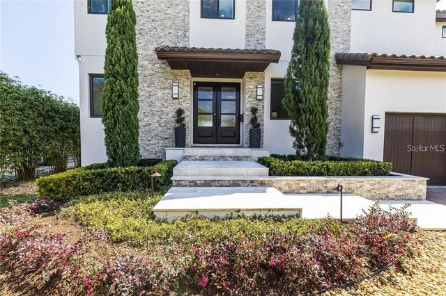 2060 ILLINOIS AVENUE NE, St Petersburg, FL 33703