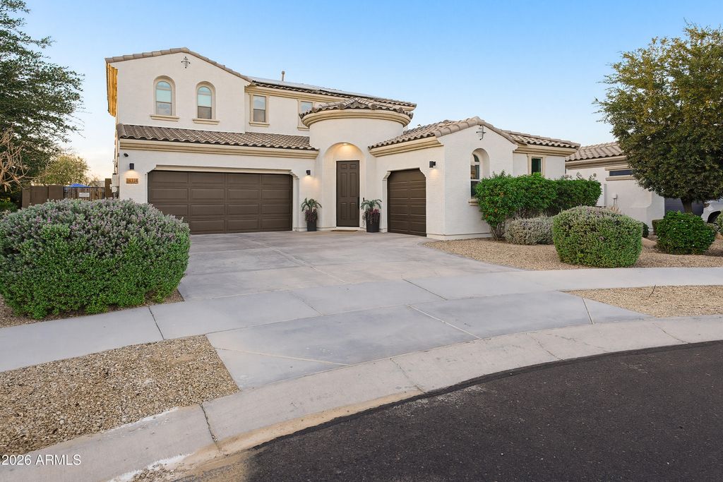 14334 W ARTEMISA Avenue, Surprise, AZ 85387