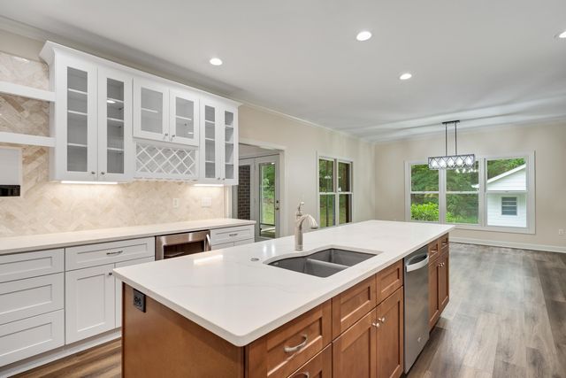 315 DEERFIELD CV, Somerville, TN 38068