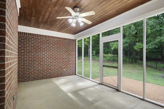 315 DEERFIELD CV, Somerville, TN 38068